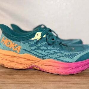 Men’s Hoka Speedgoat 5 Trail Running Shoes Size 11.
